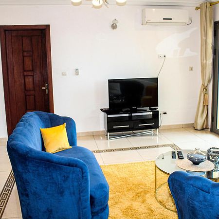 Residence Le Carat Bonapriso Douala Buitenkant foto