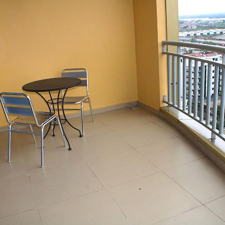Residence Le Carat Bonapriso Douala Buitenkant foto
