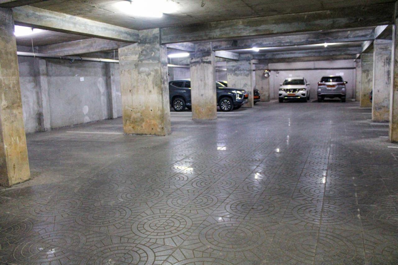 Residence Le Carat Bonapriso Douala Buitenkant foto